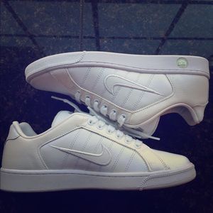 Nike BRS White